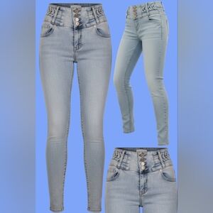 Light Wash Blue Skinny Stretchy Denim, Levanta Cola Colombian Jeans
